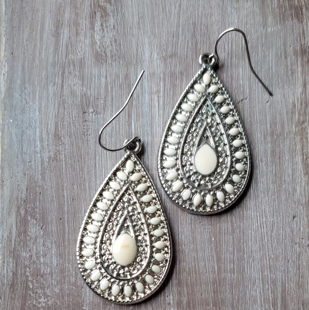 Bohemian Style Teardrop Earrings Silvertone With Cream Enamel Inlay